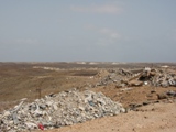 Escombros dañando el medioambiente de la Isla de Sal Escombros dañando el medioambiente de Sal
