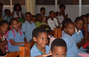 Niños de la Associação Chã de Matias en Espagos, Isla de Sal, Cabo Verde