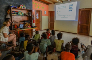 formación sobe prácticas de higiene sexual a los niños, niñas y jóvenes del Centro1