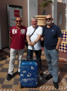 Voluntarios del 25º MSCV, en Sal