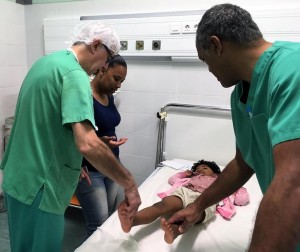 Consulta de traumatología en el Hspital de Sal